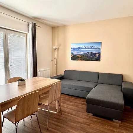 Jasna-lucky Apartment